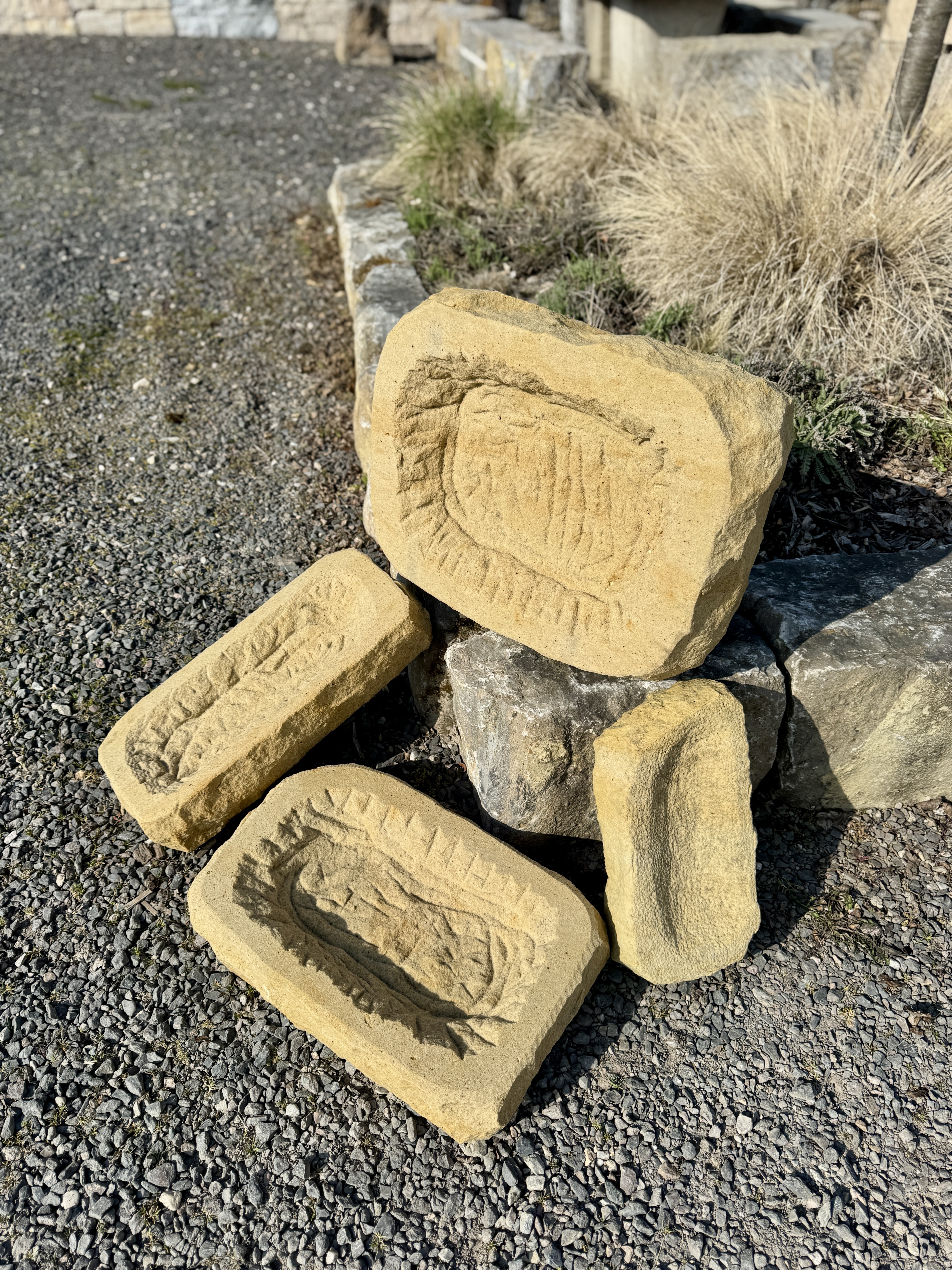Vogeltränke "Sandstein Gelb"  