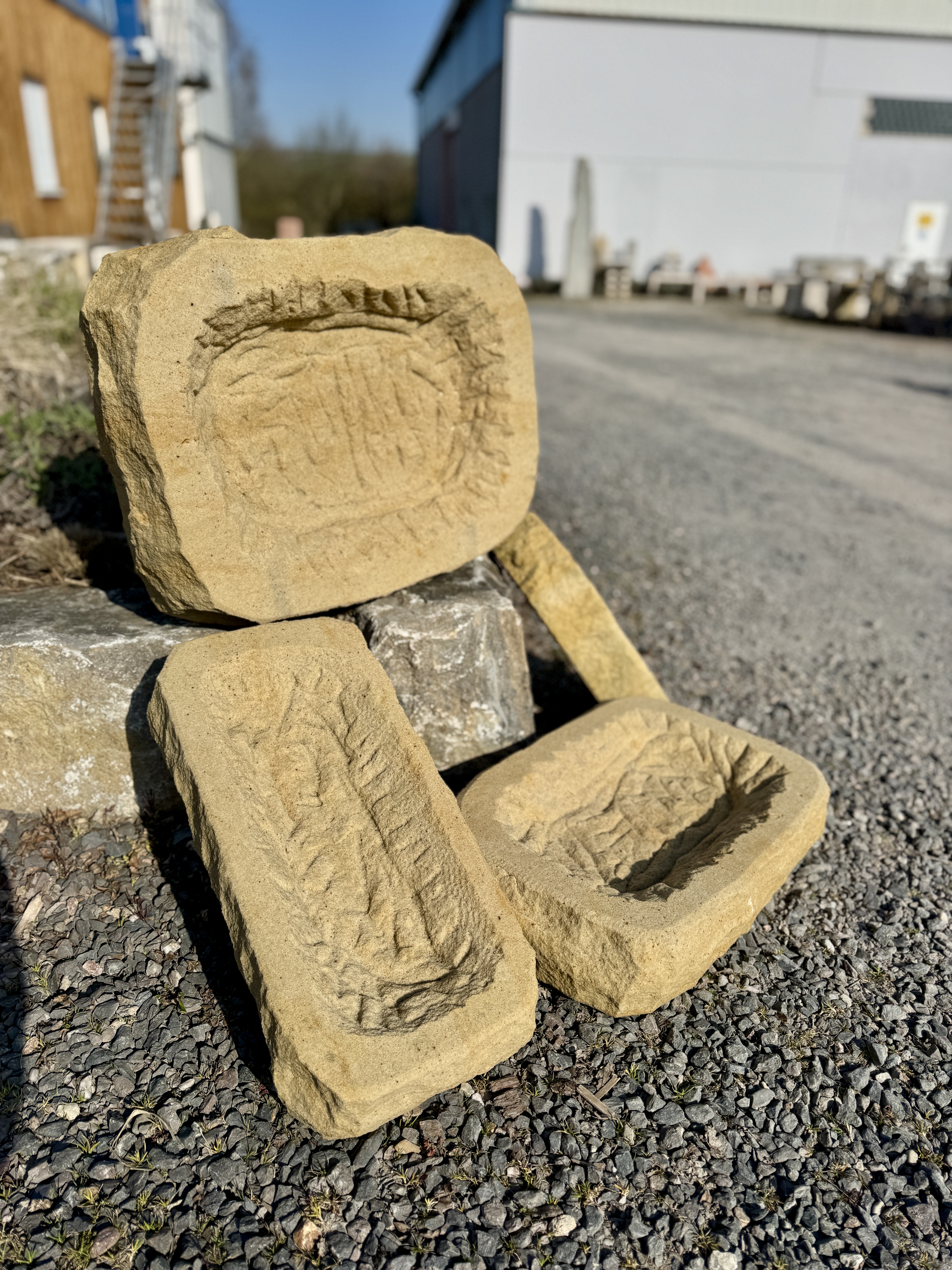 Vogeltränke "Sandstein Gelb"  